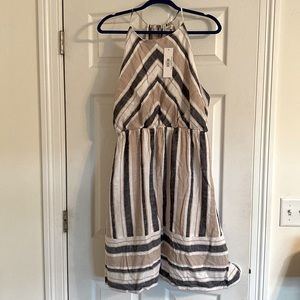 NWT Gilli halter knee length dress